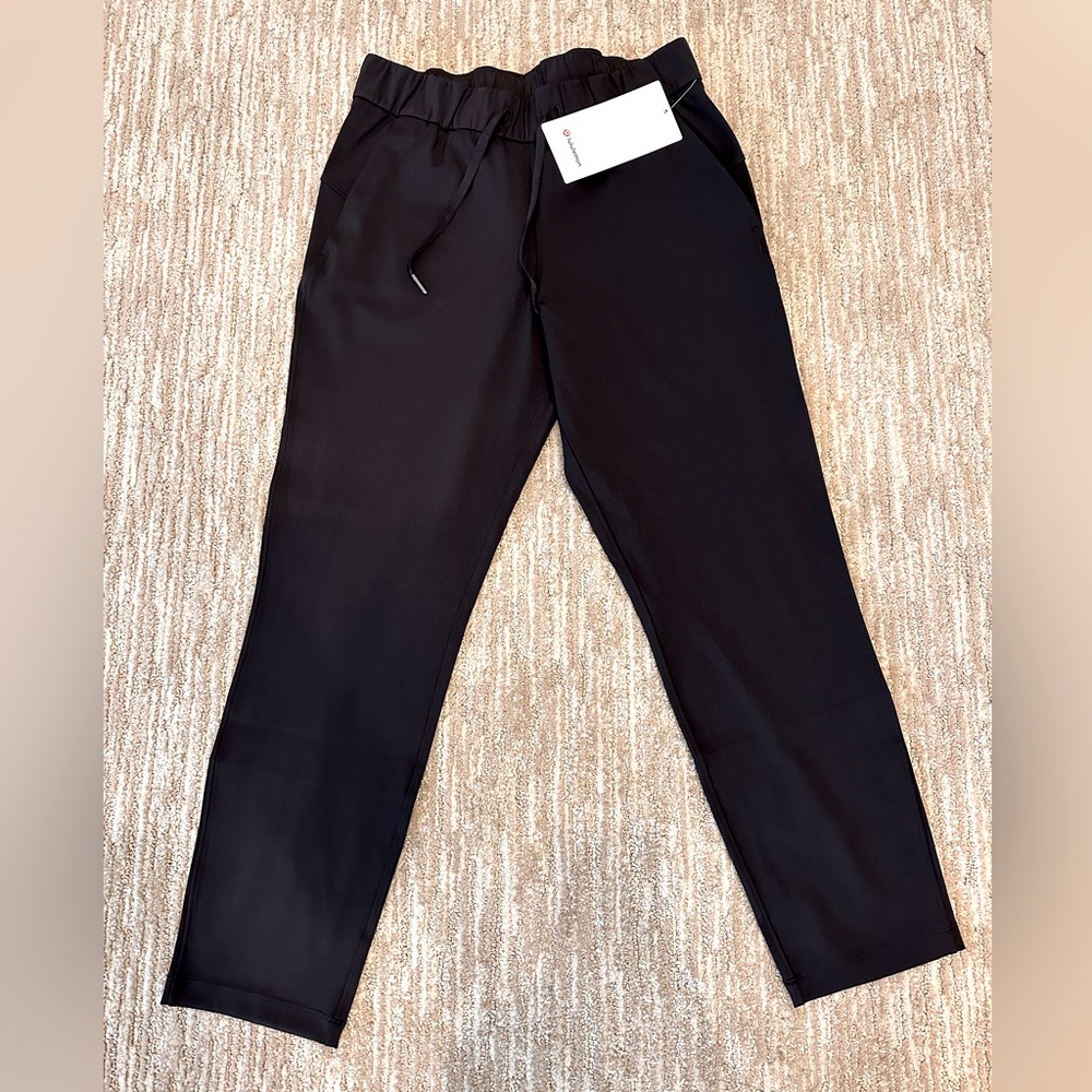 Lululemon On the Fly 7/8 Pant Size 6